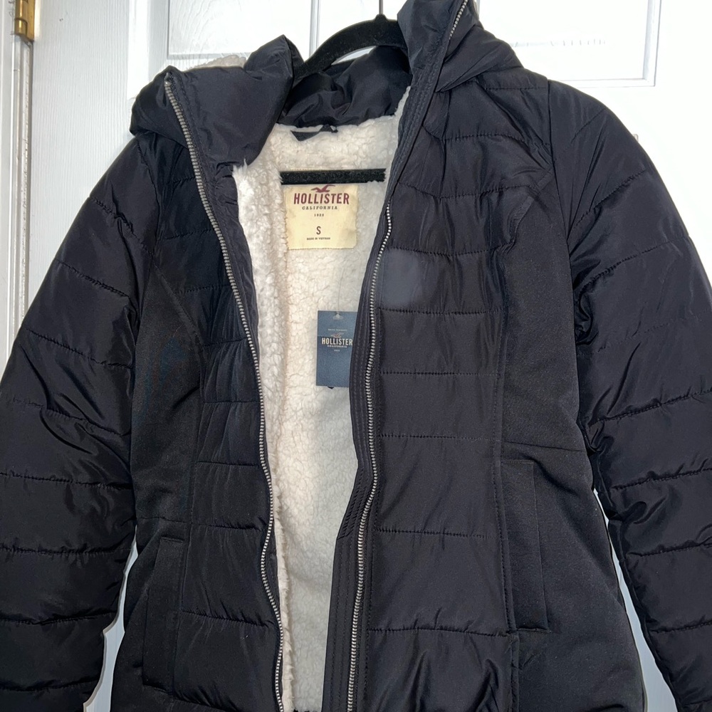 Black Hollister Puffer Jacket with Hood
